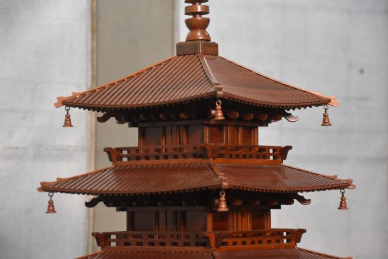 Hardwood Japanese Pagoda Height:1020mm - Image 4