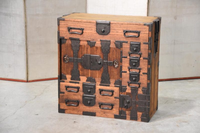 Edo Period Tokyo Region Merchant Chest Width:730mm