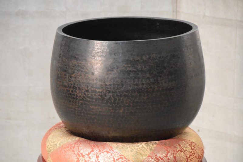 Japanese Buddhist Rin Bell and Stand Height:770mm - Image 2