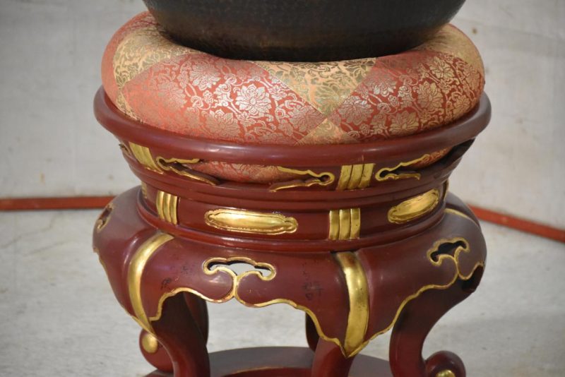 Japanese Buddhist Rin Bell and Stand Height:770mm - Image 7