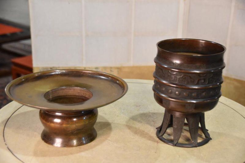 Enshu Usabata Bronze Vase Width:235mm - Image 3