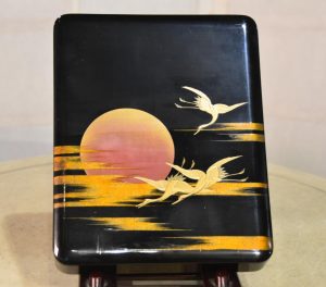 Japanese Cranes and Rising Sun Maki-E Writing Box Width:245mm
