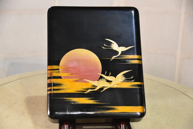 Japanese Cranes and Rising Sun Maki-E Writing Box Width:245mm