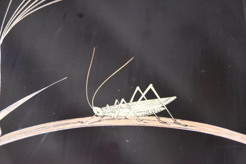 Vintage Japanese Lacquered Letter Box with a Grasshopper Width:305mm - Image 10
