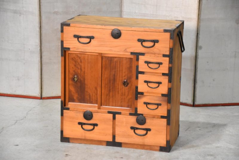 Small Japanese Merchant Chest Width:670mm - Image 2