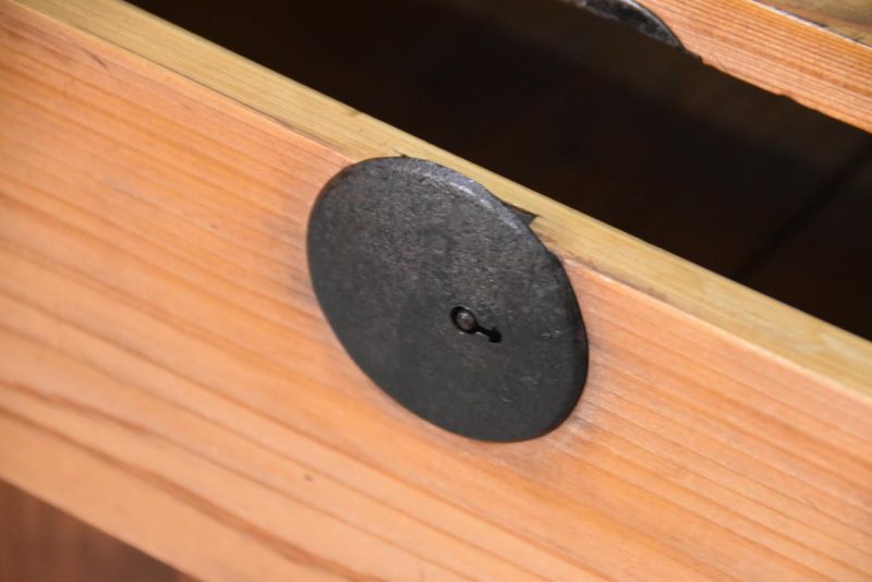 Small Japanese Merchant Chest Width:670mm - Image 7