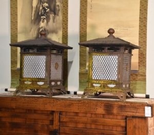 Pair of Lanterns Width:860mm