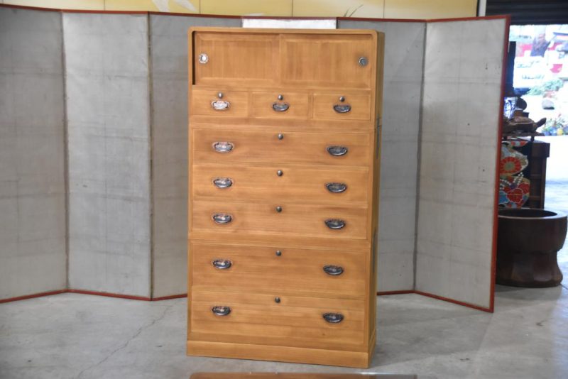 Vintage 3 Section Wedding Chest Width:910mm - Image 9