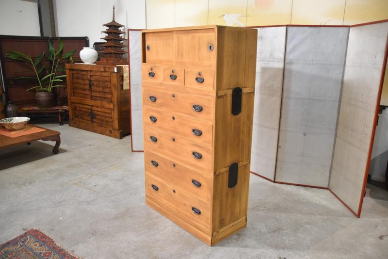 Vintage 3 Section Wedding Chest Width:910mm - Image 4