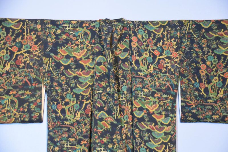 Chiriman (Crepe) Silk Vintage Kimono - Image 4