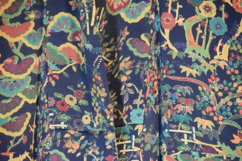 Chiriman (Crepe) Silk Vintage Kimono - Image 3