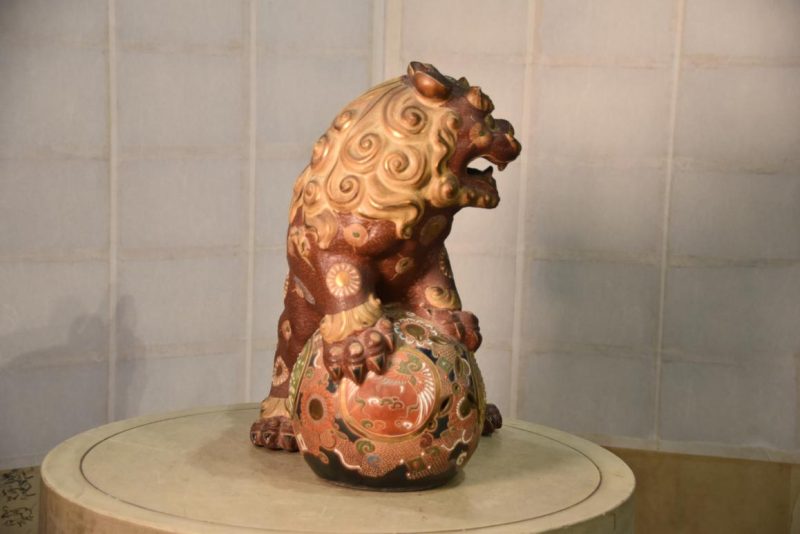 Kutani Pottery Shishi Width:390mm - Image 9