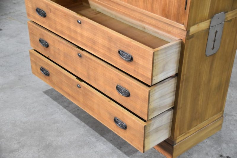 Vintage Wedding Chest 3 Sections Width:1060mm - Image 8