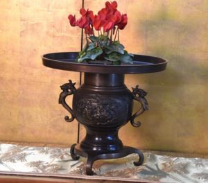 Japanese Cast Bronze Usubata Vase Width:345mm