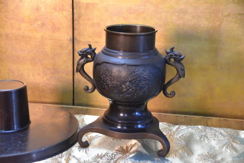 Japanese Cast Bronze Usubata Vase Width:365mm - Image 3