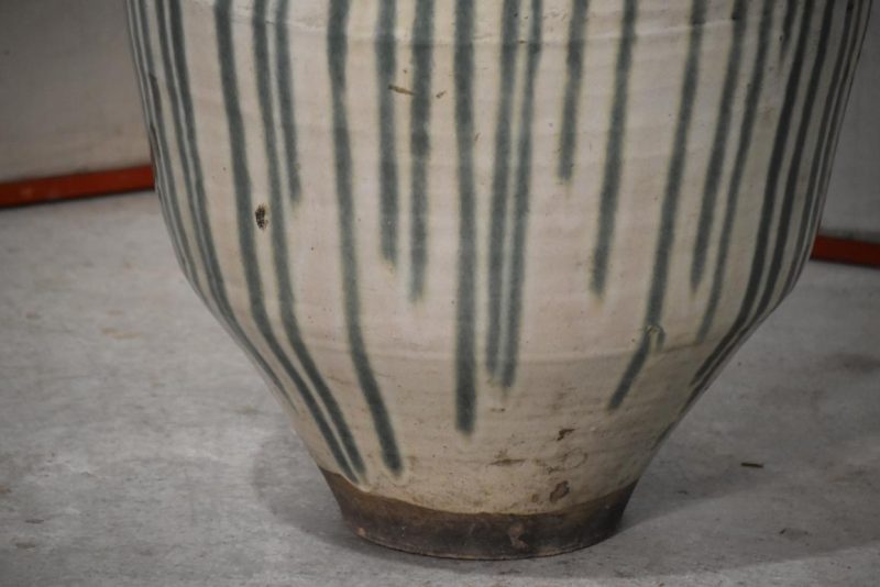 Shigaraki Drip Glaze Tsubo  Height:720mm - Image 8