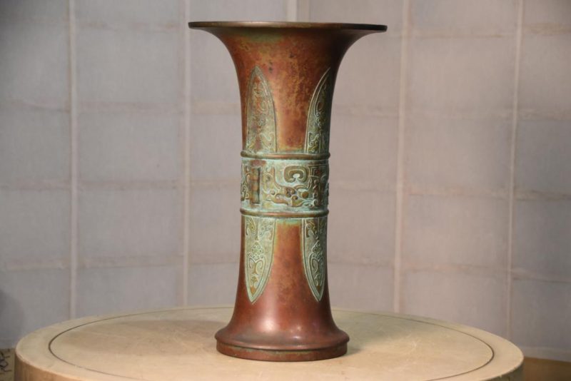 Japanese Seido Bronze Vase Height:385mm - Image 2