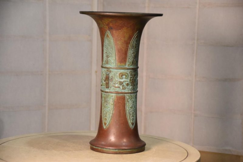 Japanese Seido Bronze Vase Height:385mm - Image 6