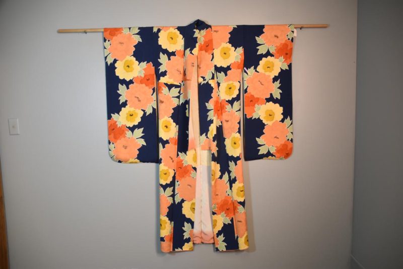 Japanese Vintage Kimono - Image 4