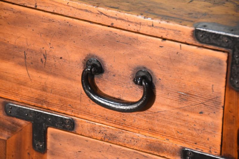 Choba Dansu Traditional Japanese Merchant Chest from Osaka Width:910mm - Image 13