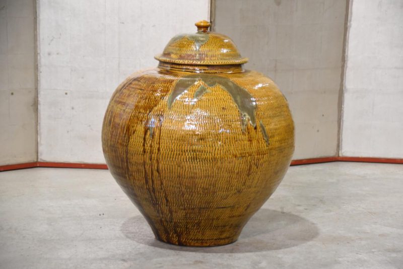 Japanese Mingei Onta Pottery Lidded Urn Width:500mm