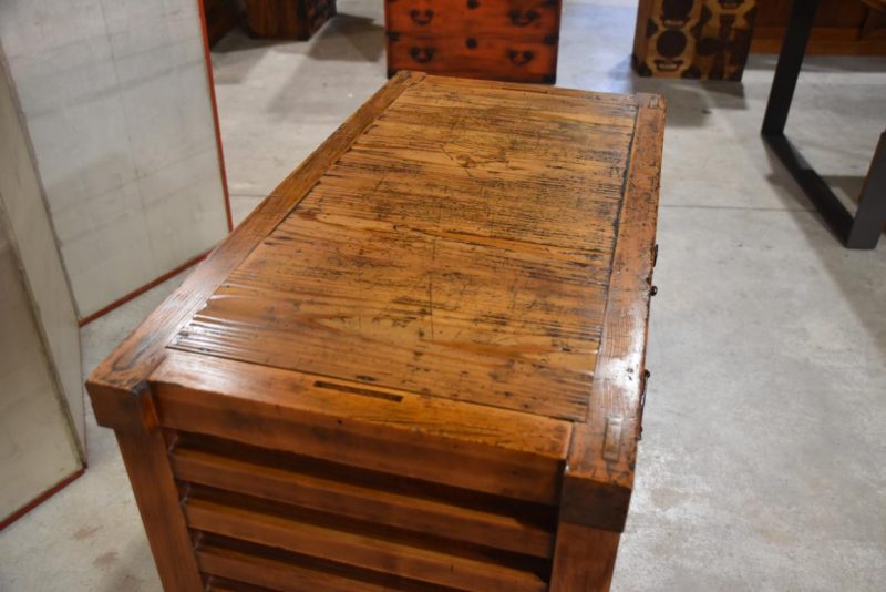 Choba Dansu Traditional Japanese Merchant Chest from Gifu Width:905mm - Image 3