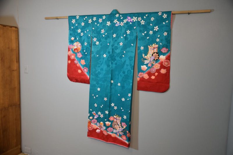 Vintag Kimono for a young girl. - Image 6