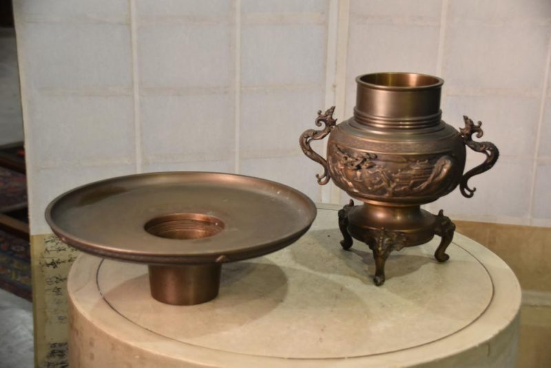 Japanese Cast Bronze Usubata Vase Width:330mm - Image 6