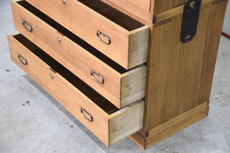 Vintage Wedding Chest (3 Sections) Width:940mm - Image 6