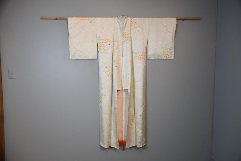 Beautiful soft silk Kimono - Image 3