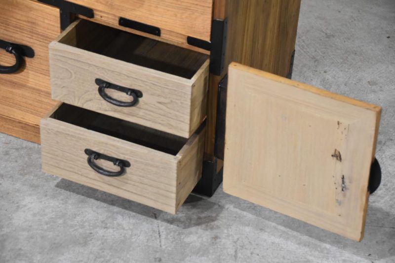Antique 4 Drawer Clothing Chest (2 Sections) Width:950mm - Image 9