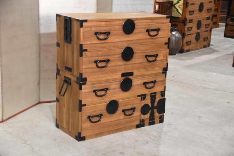 Antique 4 Drawer Clothing Chest (2 Sections) Width:950mm - Image 5