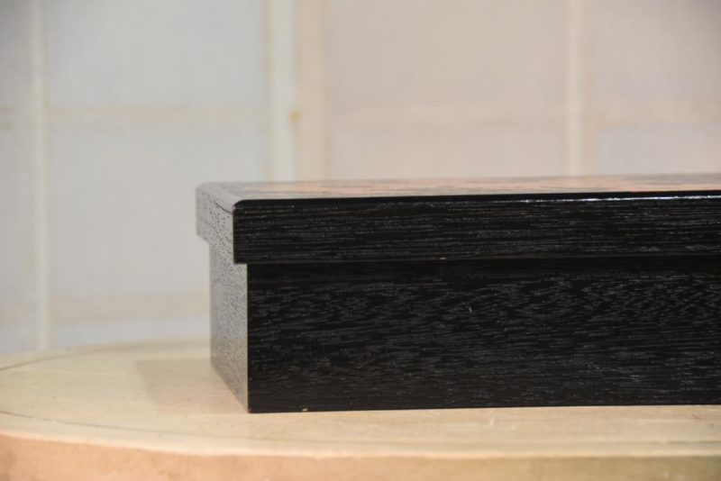 Lacquered Suzuri Bako Writing Box Width: 330mm - Image 5