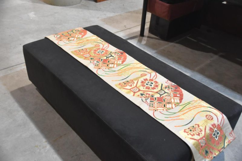Rare 2 Designs Vintage Japanese Maru Obi Sash Table Runner Width:4000mm - Image 6