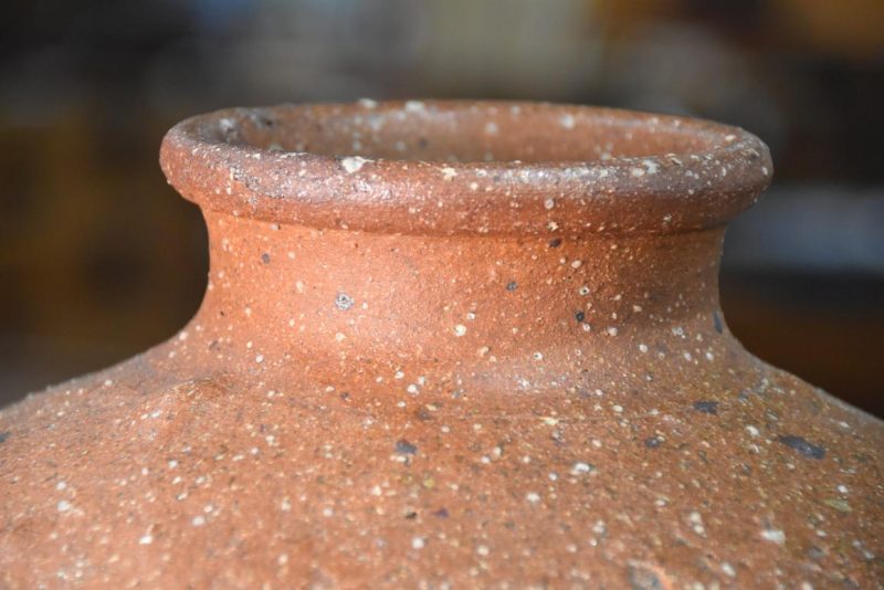 Shigaraki Chatsubo Urn for Dry Tea Width:360mm - Image 4