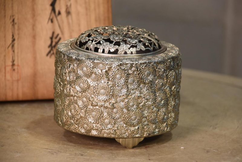 Japanese Chrysanthemum Incense Burner Width:130mm