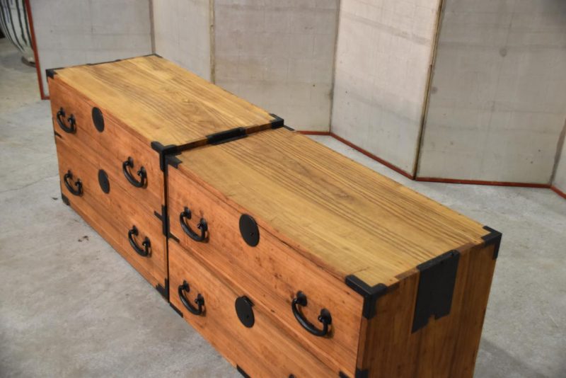 Antique 4 Drawer Clothing Chest (2 Sections) Width850mm - Image 3