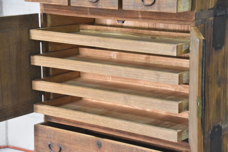 Vintage Wedding Chest (3 Sections) Width:940mm - Image 8