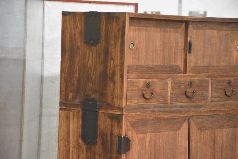 Vintage Wedding Chest (3 Sections) Width:940mm - Image 3