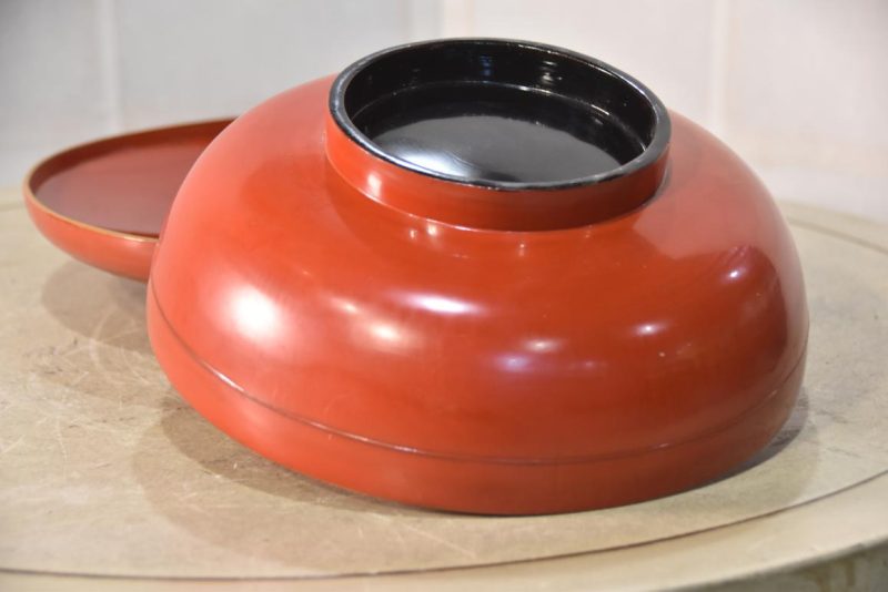 Japanese Lidded Container - Image 3