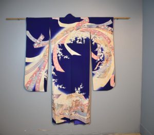 Japanese Furisode Long Sleeve Kimono