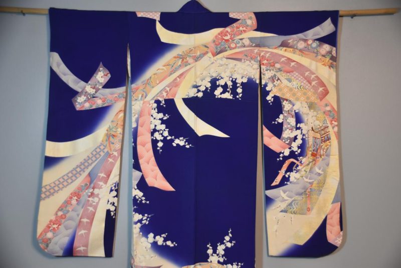 Japanese Furisode Long Sleeve Kimono - Image 2