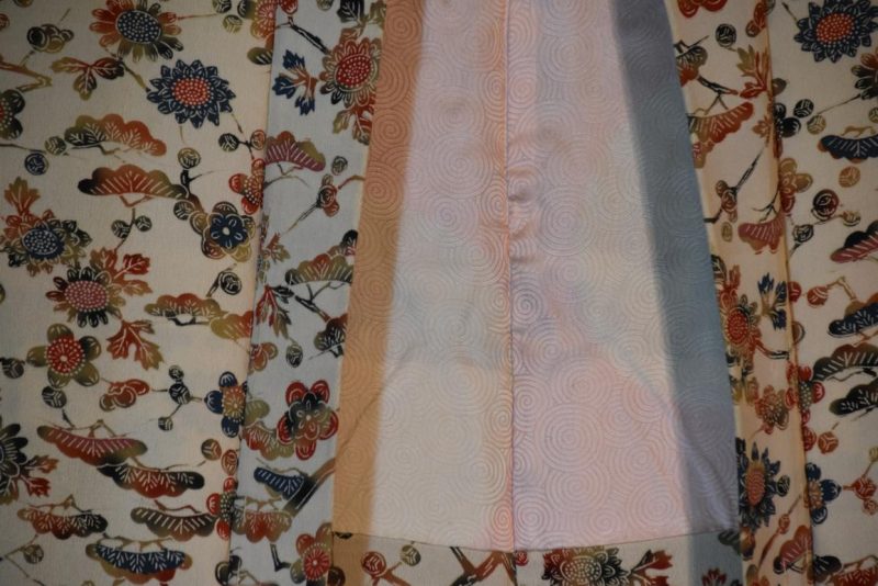 Vintage Japanese Silk Haori Jacket - Image 3