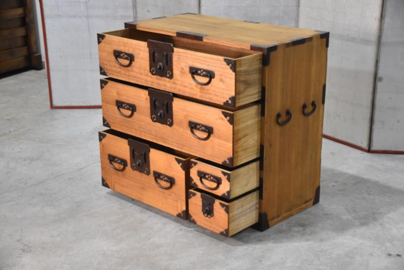Thick Paulownia Antique Clothing Chest Width:880mm - Image 5