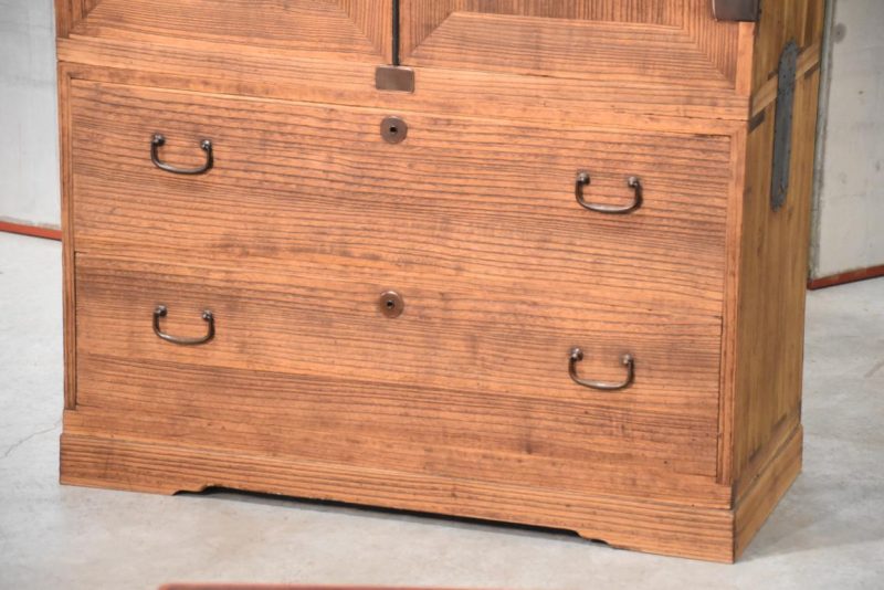 Vintage Wedding Chest (3 Sections) Width:940mm - Image 8