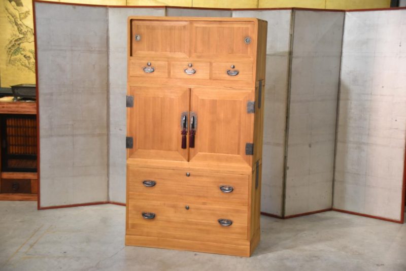 Vintage Wedding Chest (3 Sections) Width:910mm - Image 2