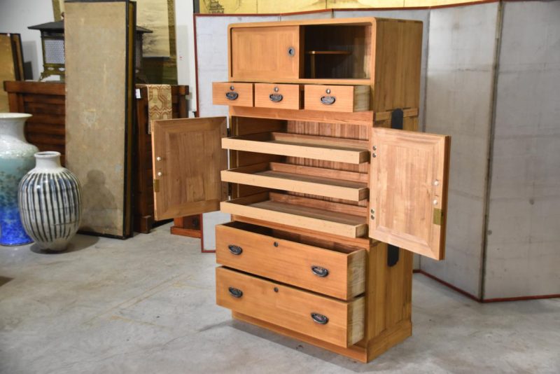 Vintage Wedding Chest (3 Sections) Width:910mm - Image 4