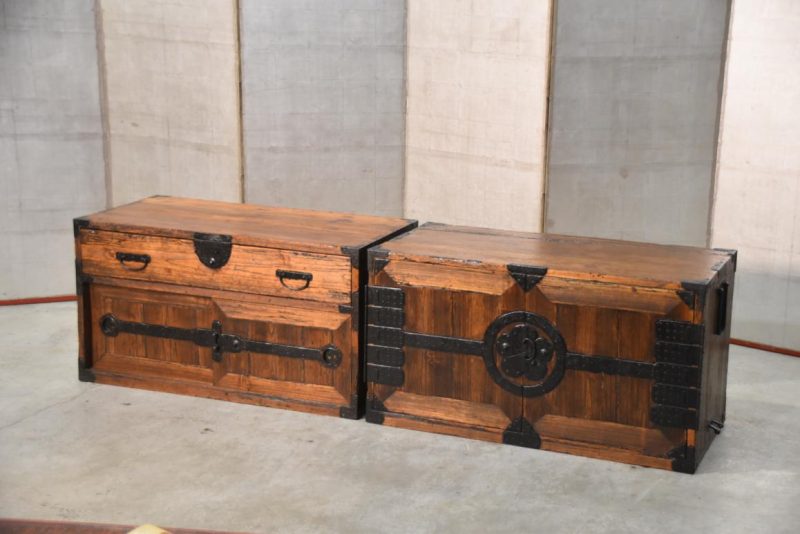 Kannon Biraki Tansu Edo Period Chest Width:970mm - Image 4