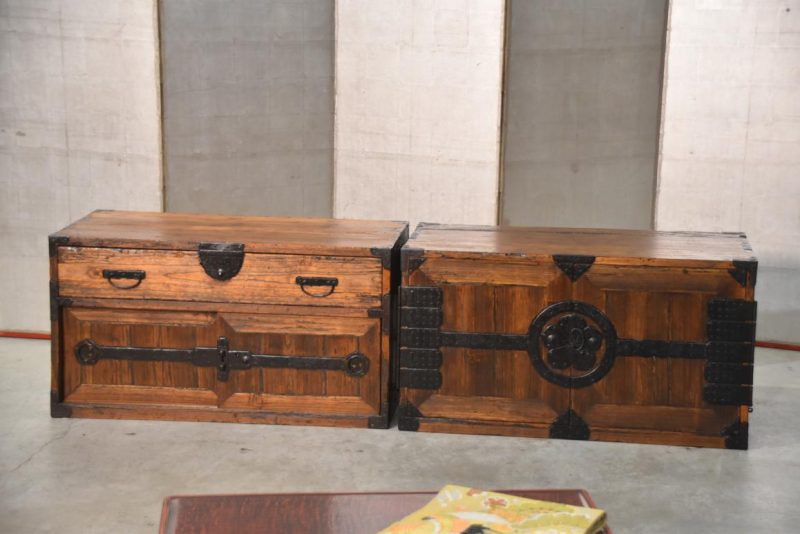 Kannon Biraki Tansu Edo Period Chest Width:970mm - Image 3