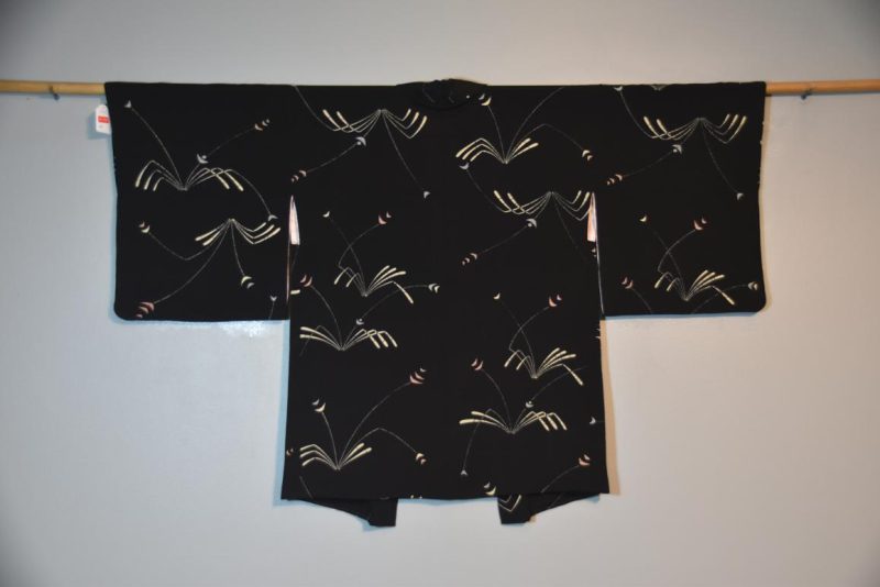 Black Hoari w White Abstract Design